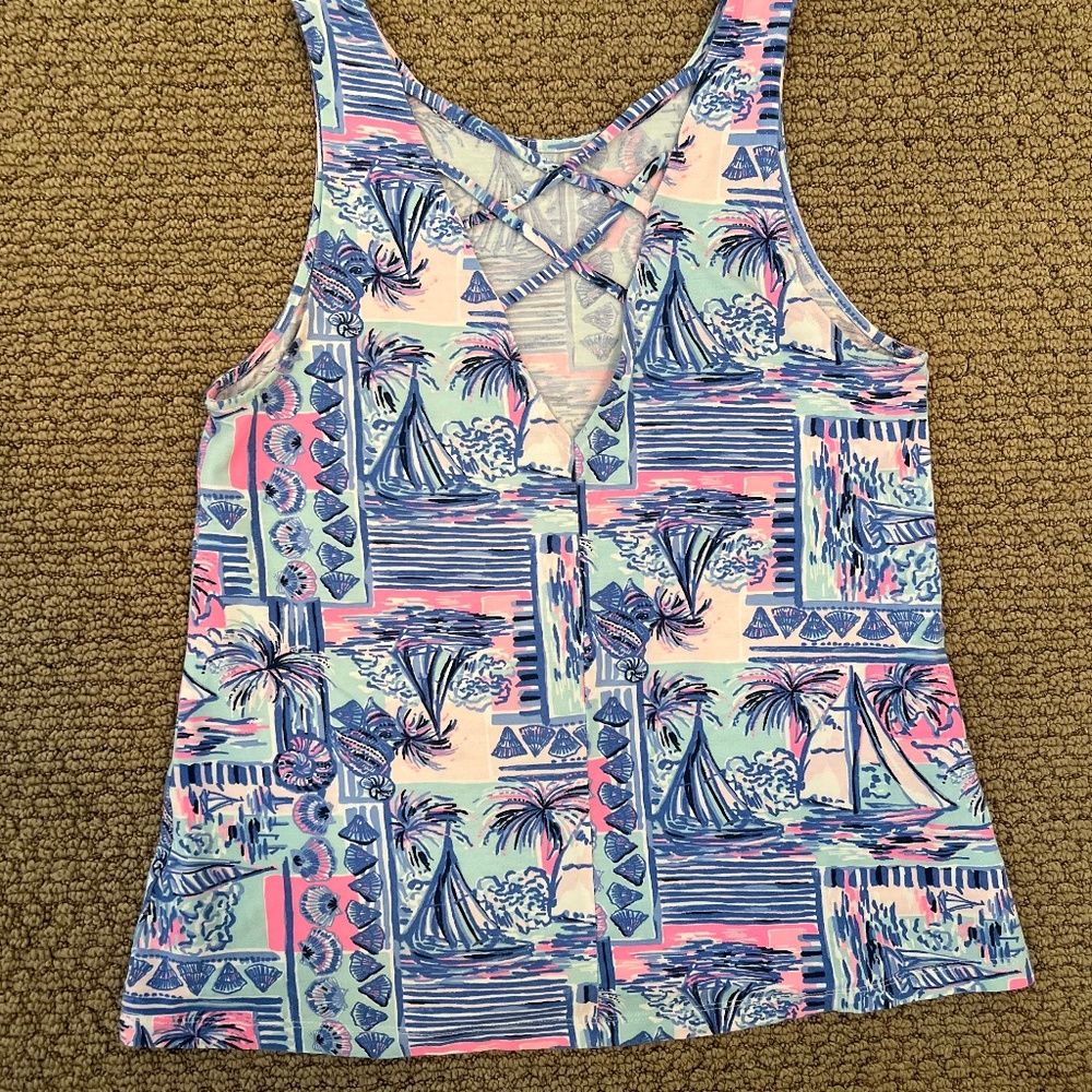 Lilly Pulitzer- Kristen Top Whisper Blue Yeah Buoy Size XS - Picture 3 of 5